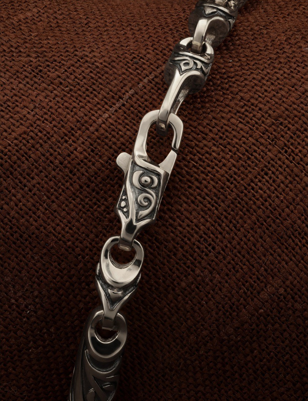 Браслет из белого золота