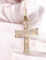 Крест из зелёного золота