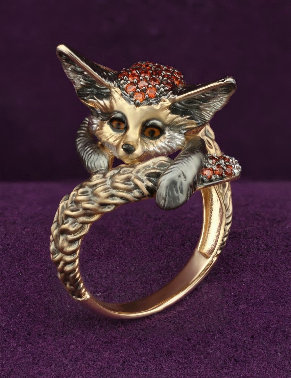 Кольцо из лимонного золота c эмалью и фианитом