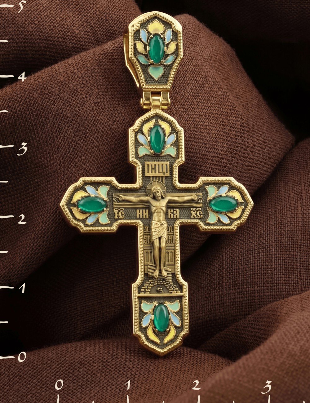 Крест из лимонного золота c эмалью и хризопразом