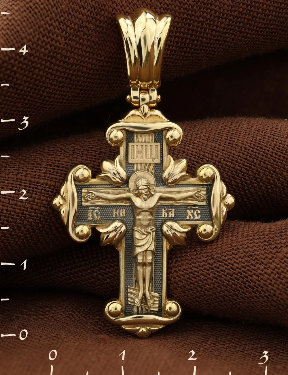 Крест из лимонного золота