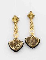 Серьги из лимонного золота c бриллиантами и ониксом