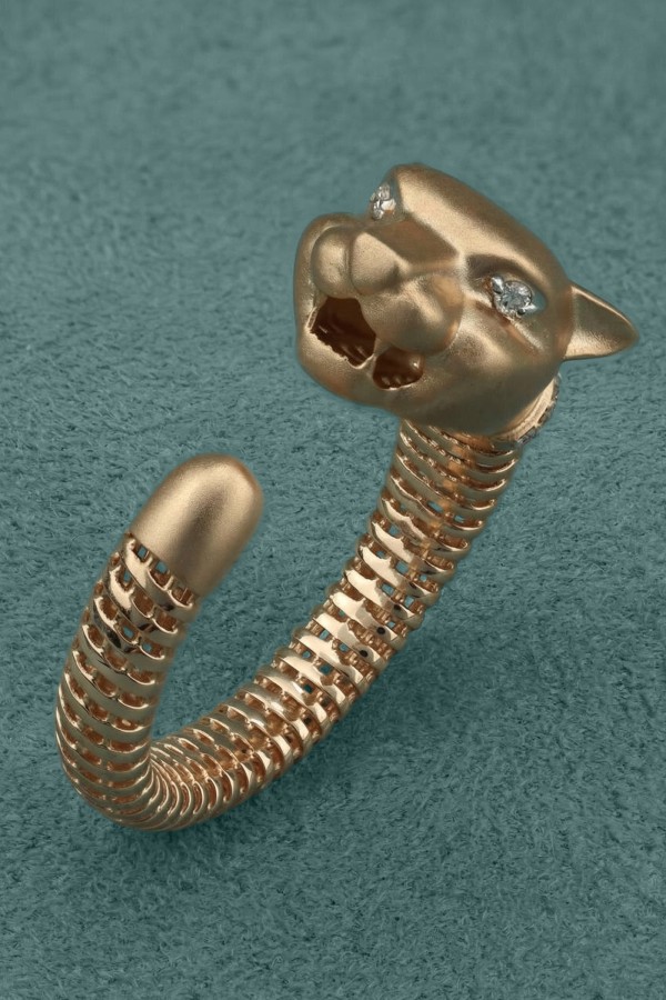 Кольцо из красного золота 585 пробы c бриллиантами