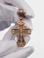 Крест из золота