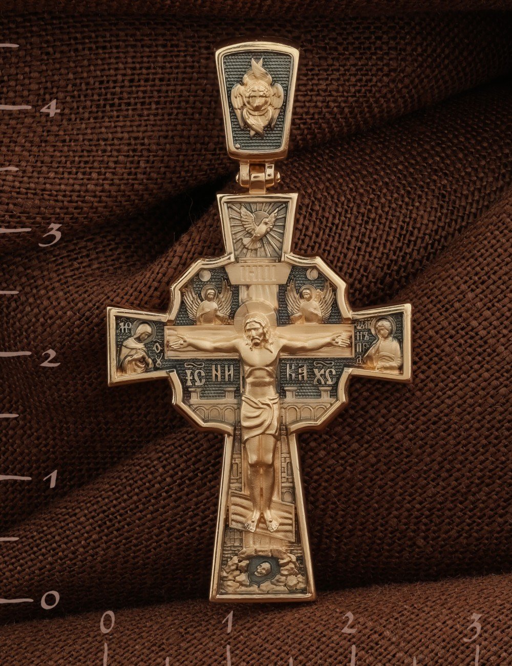 Крест из золота