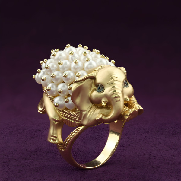 Кольцо из лимонного золота 585 пробы c эмалью и жемчугом