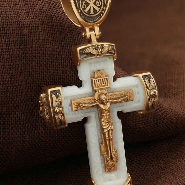 Крест из красного золота 585 пробы c бивнем мамонта