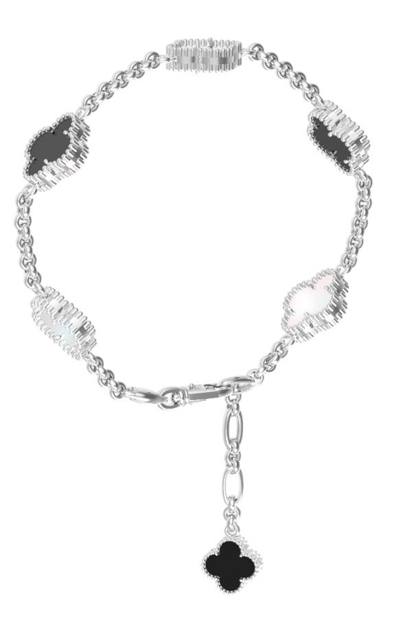 Браслет из белого золота c ониксом и перламутром