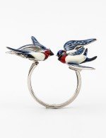 Кольцо из белого золота c эмалью