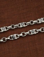 Цепь из белого золота c эмалью