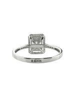 Кольцо из белого золота c бриллиантами