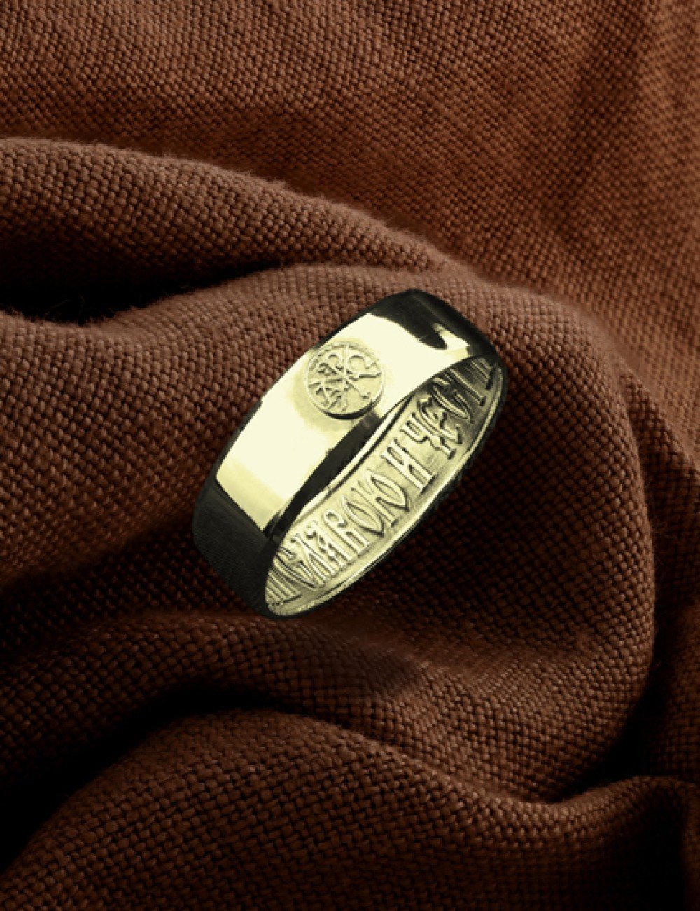 Кольцо из лимонного золота