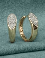 Серьги из золота c бриллиантами