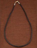 Гайтан из золота c кожаным шнурком