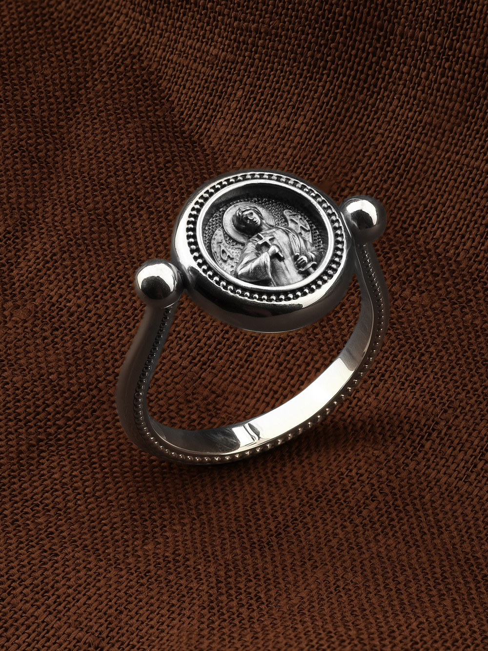 Кольцо из белого золота 585 пробы