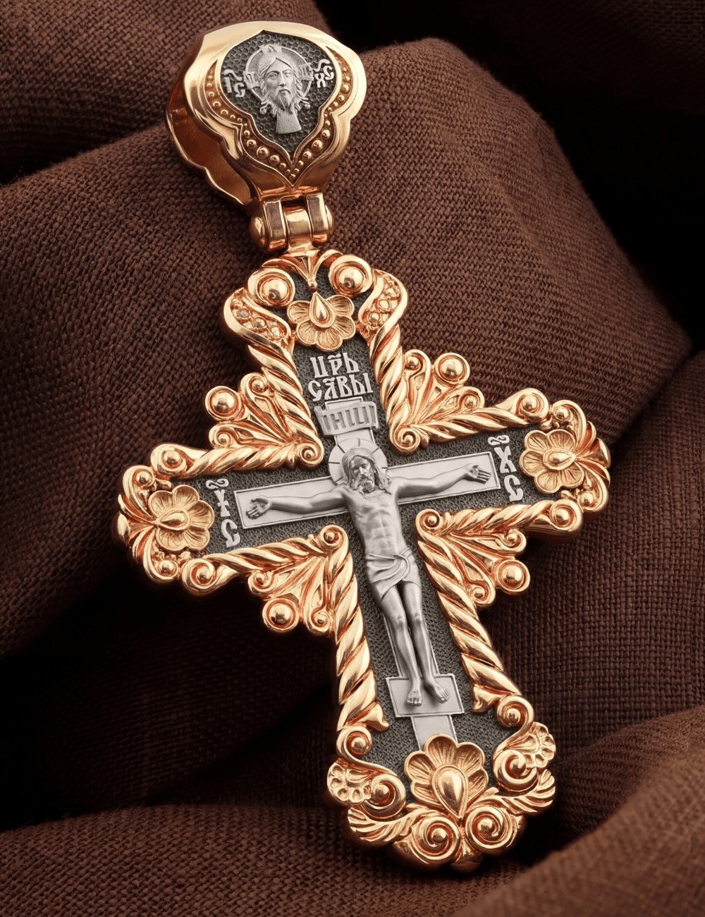 Крест из золота