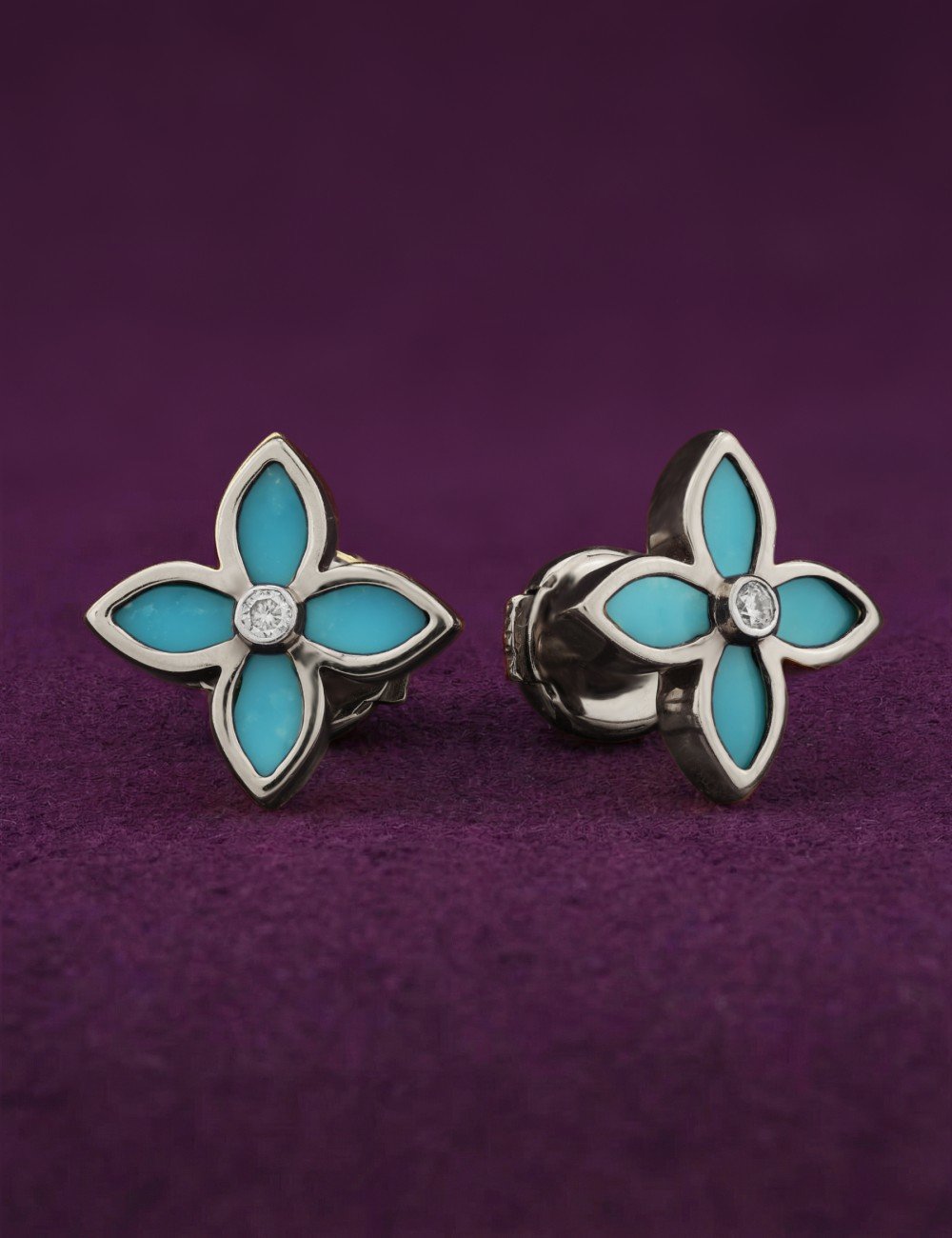 Серьги из белого золота c бриллиантами и бирюзой