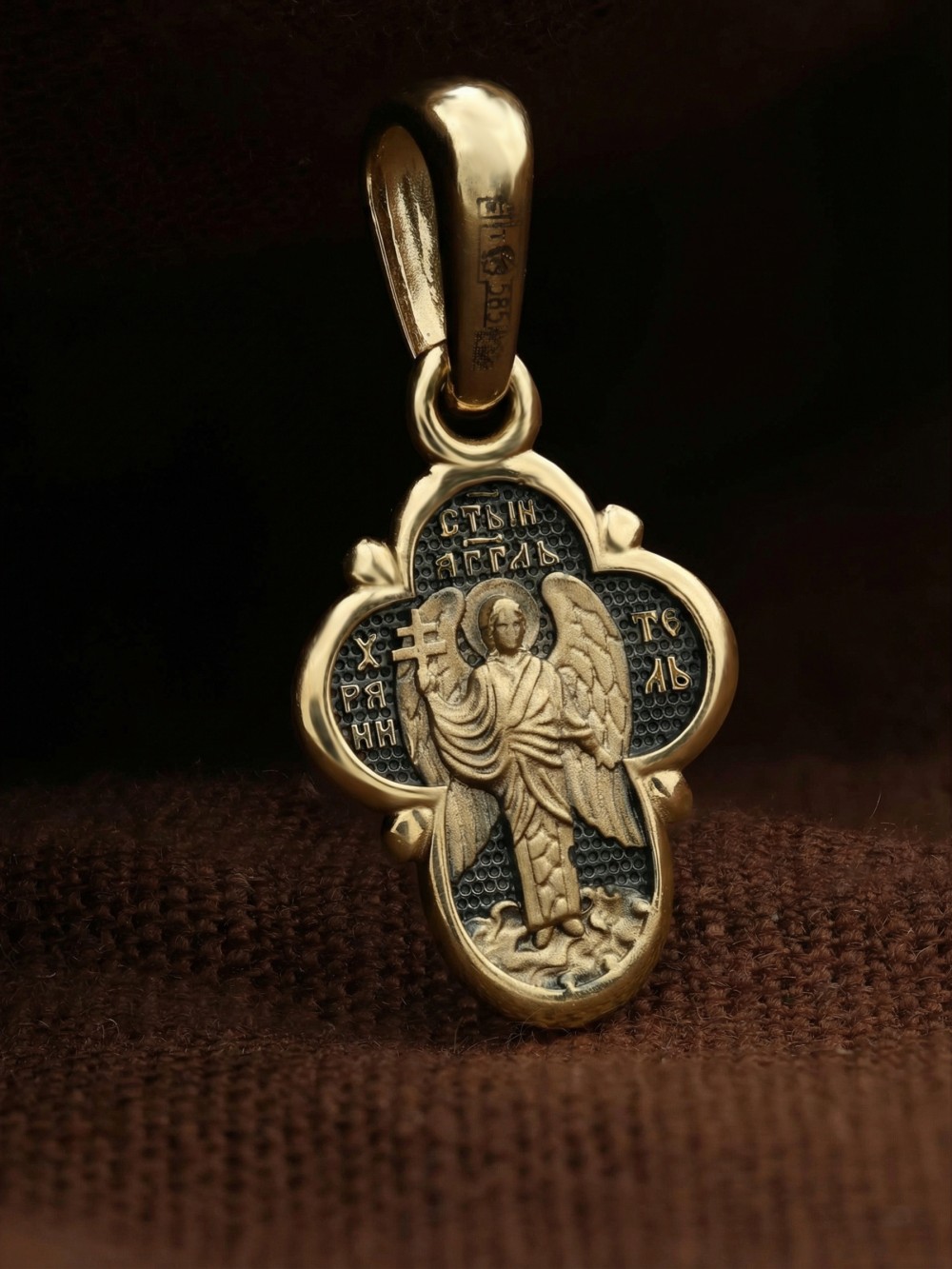 Крест из лимонного золота 585 пробы