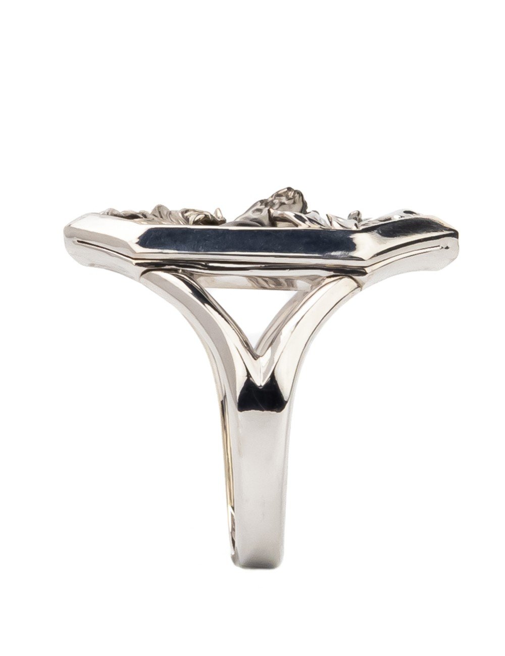 Кольцо из белого золота