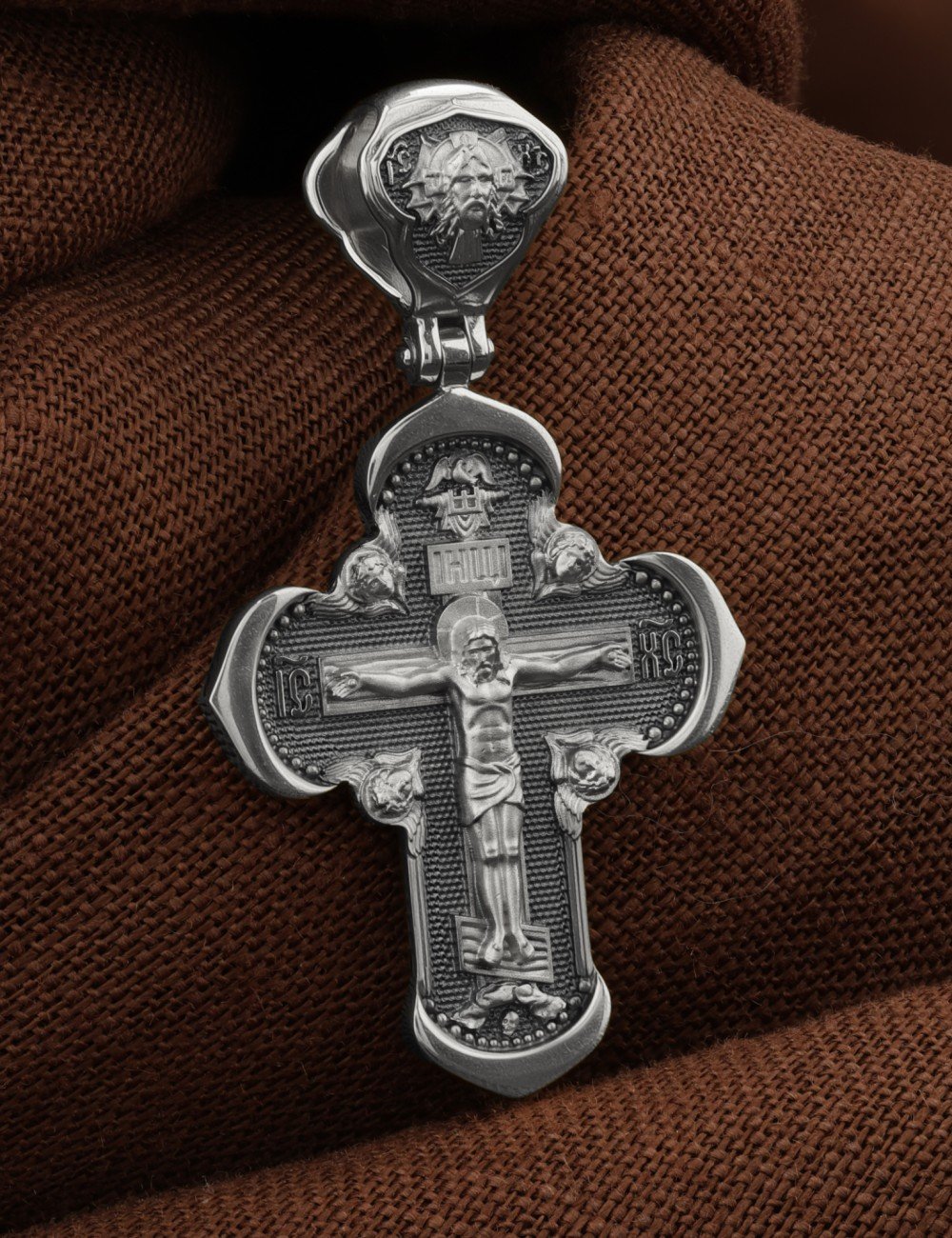 Крест из белого золота