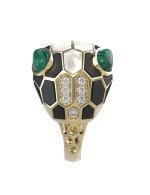 Кольцо из лимонного золота c бриллиантами, рубином, ониксом, малахитом и перламутром