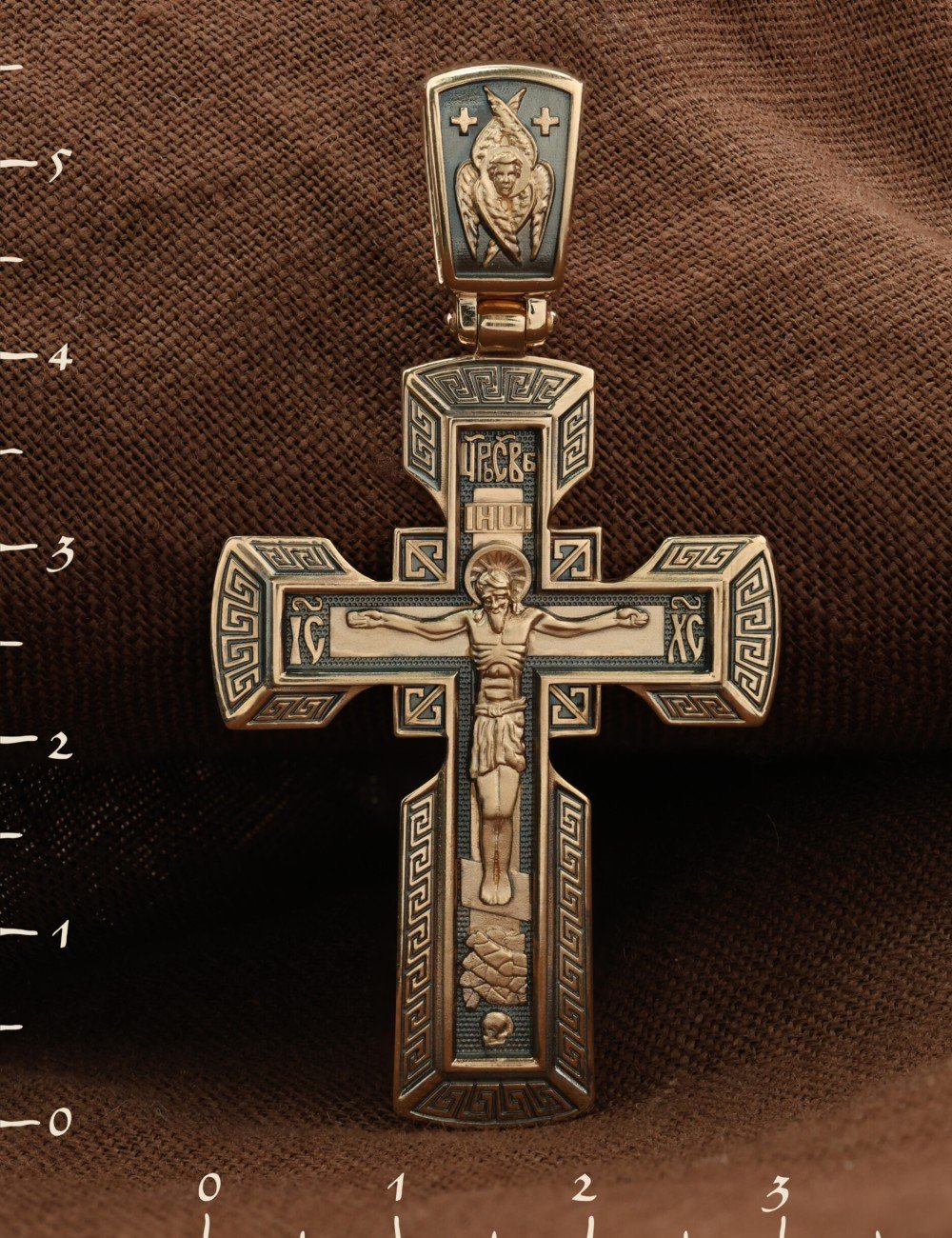 Крест из золота