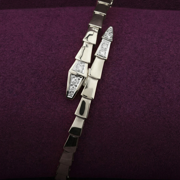 Браслет из белого золота 585 пробы c бриллиантами