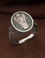 Кольцо из белого золота