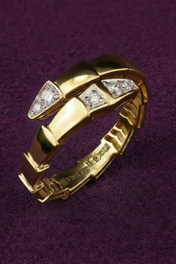 Кольцо из лимонного золота c бриллиантами