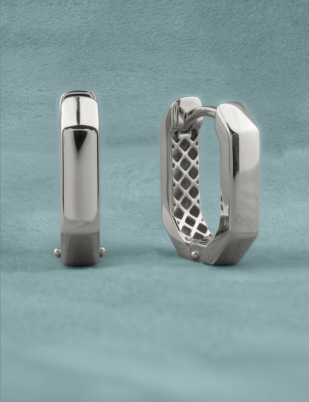 Серьги из белого золота