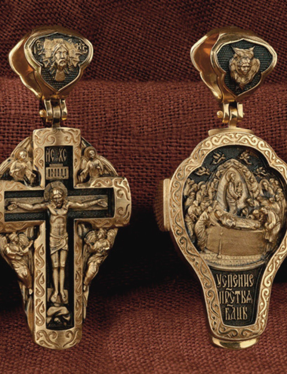 Крест из лимонного золота