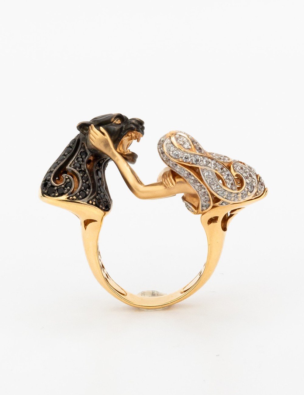 Кольцо из золота c фианитом