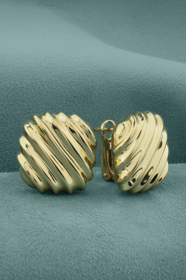 Серьги из лимонного золота