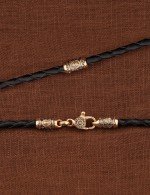 Гайтан из золота c кожаным шнурком