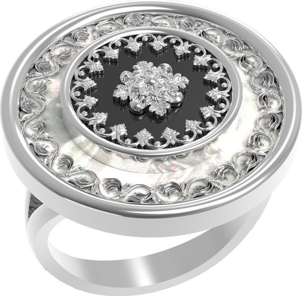 Кольцо из белого золота c ониксом и перламутром