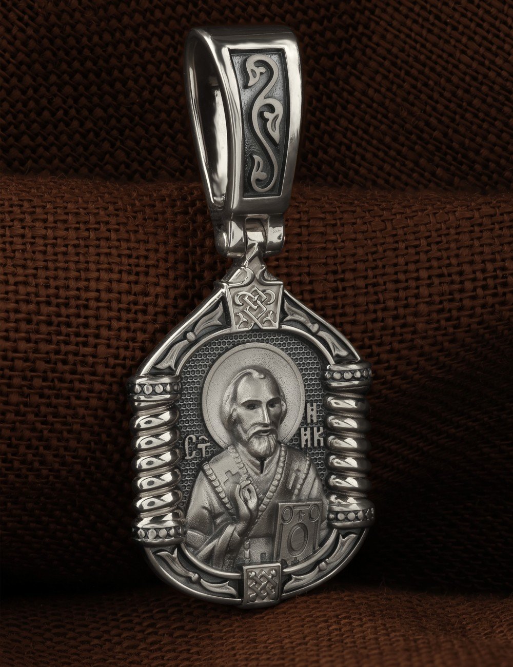 Образок из белого золота