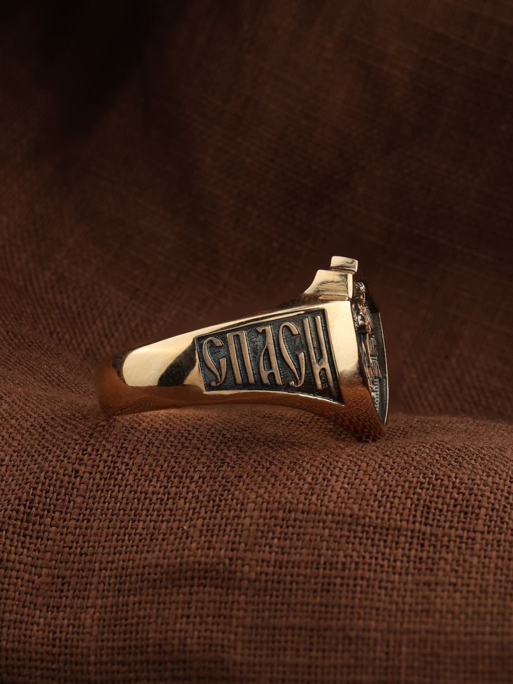 Кольцо из красного золота 585 пробы