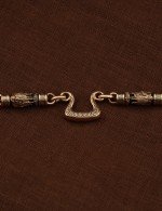 Цепь из золота c эмалью и эбеновым деревом