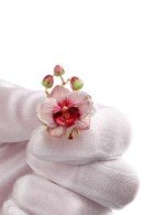 Кольцо из лимонного золота c эмалью