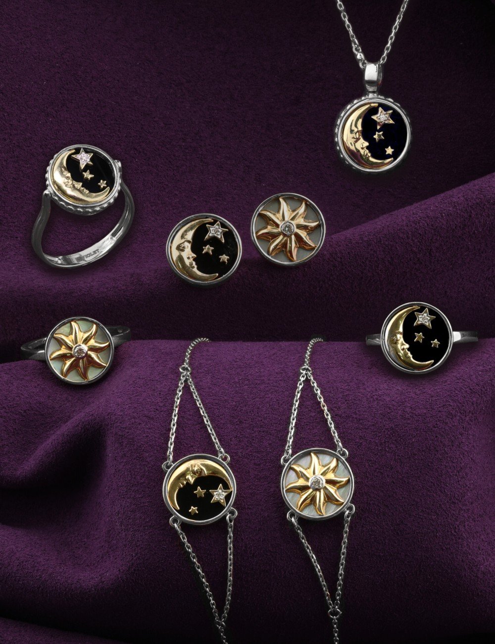 Кольцо из белого золота c бриллиантами и ониксом