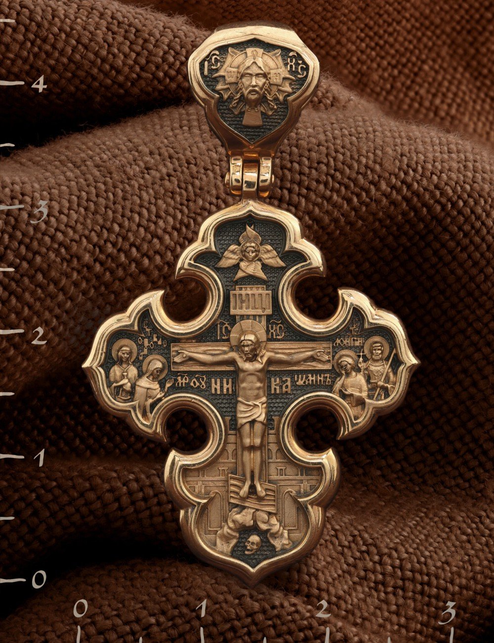 Крест из золота