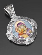 Образок из белого золота c эмалью, иконописью и темперой