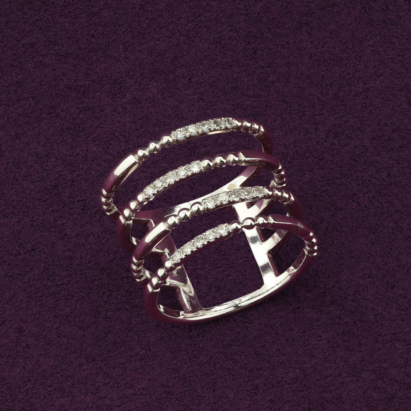 Кольцо из белого золота 585 пробы c бриллиантами