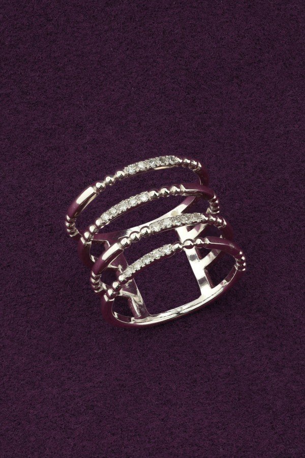 Кольцо из белого золота c бриллиантами