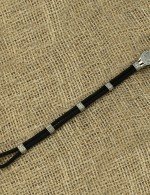 Браслет из серебра и золота c ониксом и шёлковым шнурком