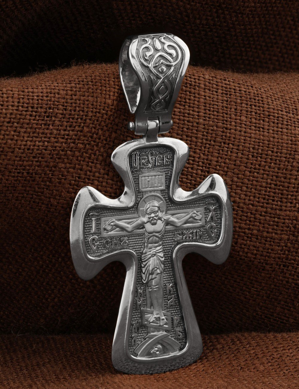 Крест из белого золота