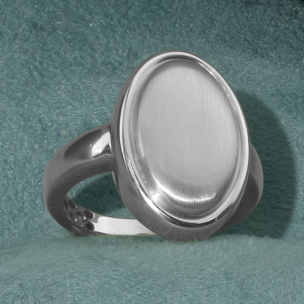 Кольцо из белого золота 585 пробы