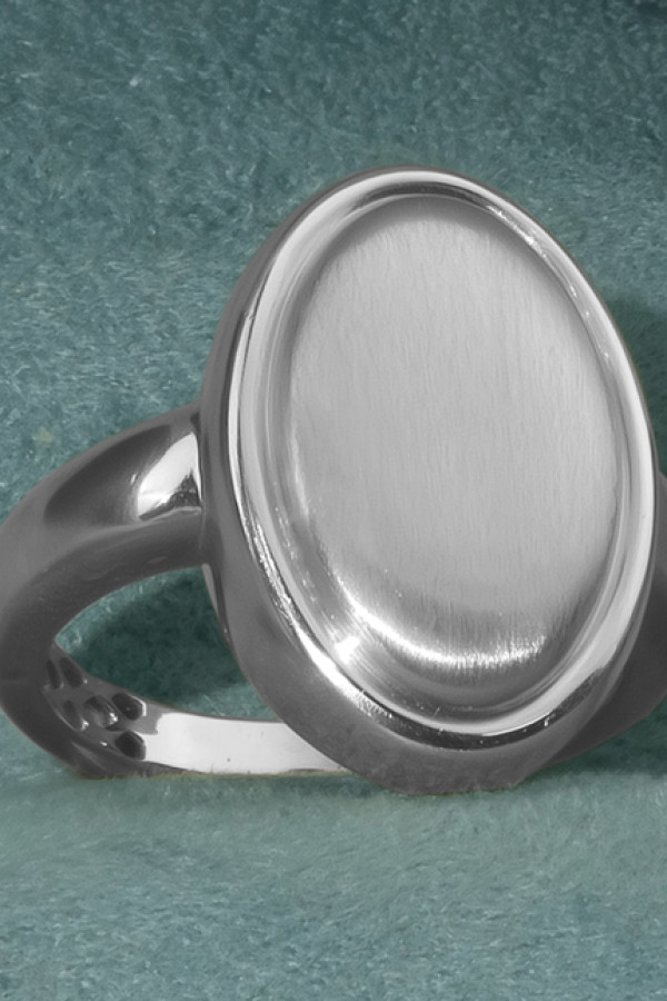 Кольцо из белого золота 585 пробы