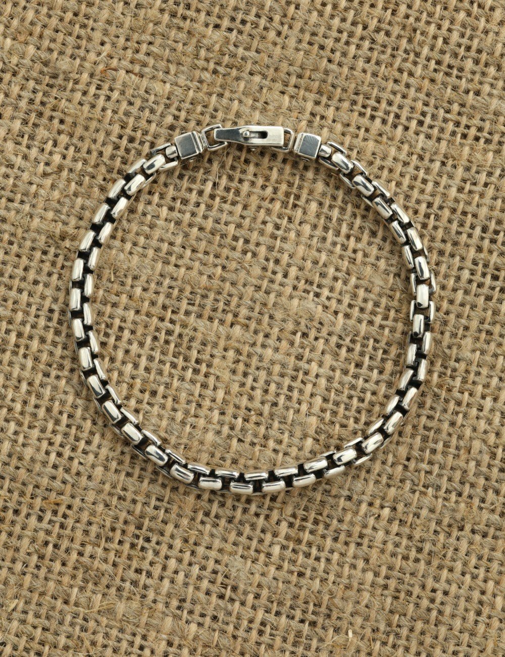 Браслет из серебра