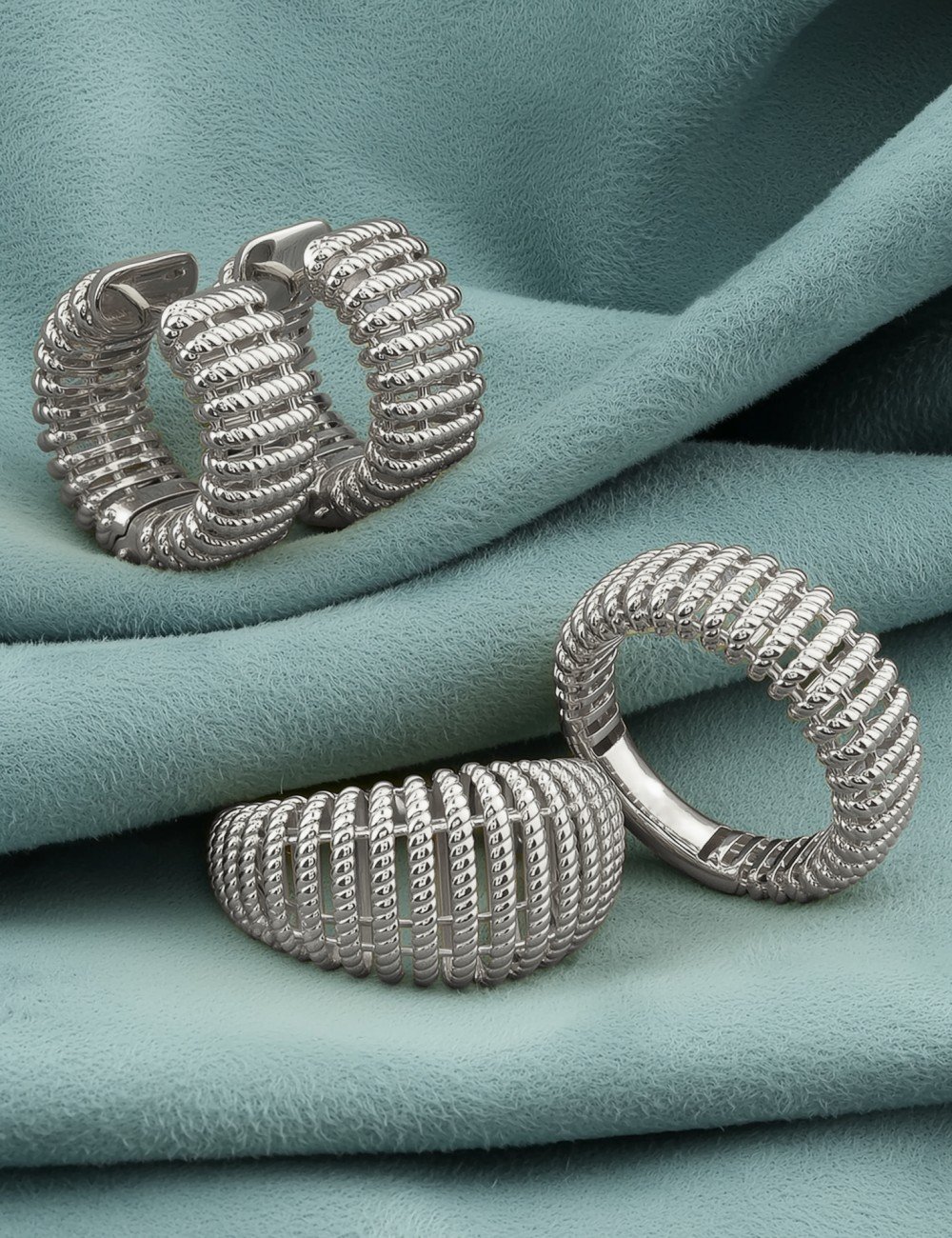 Серьги из белого золота